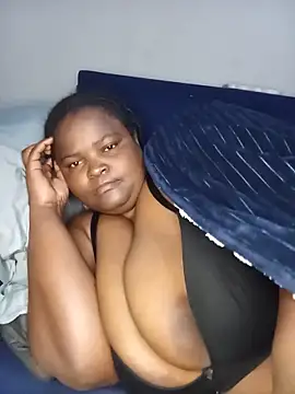 ChubbyLucia webcam