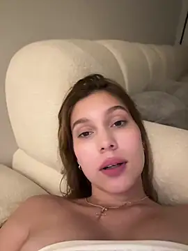 Nikii__ webcam