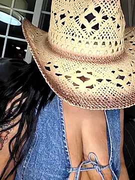 LittleMissEeve