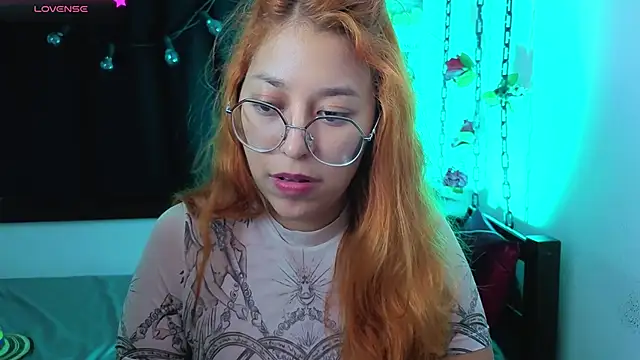 _Moon_Johnson webcam