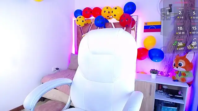 Elizabeth_Evans1 webcam