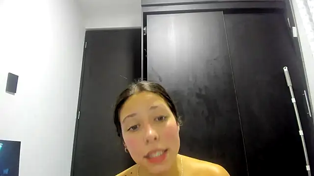 Miranda-cambell live sex cam