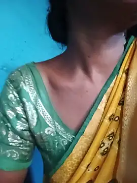 Kajal-Mehra webcam