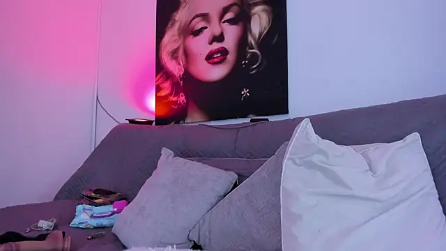 viktoria_davis_ webcam