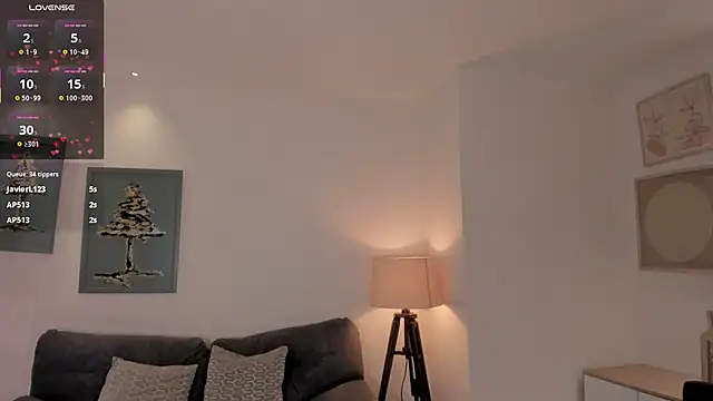 MayaMoretti_ webcam