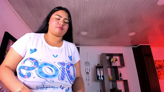 ValentinaNoir webcam