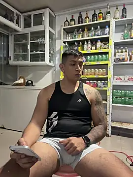 OliverWest04 webcam