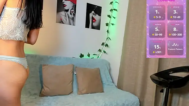 Rebeca_Marchetti webcam