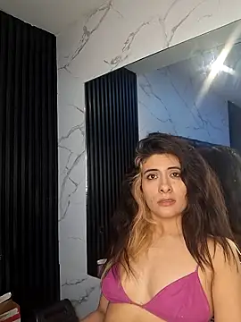 AshleyyHall webcam