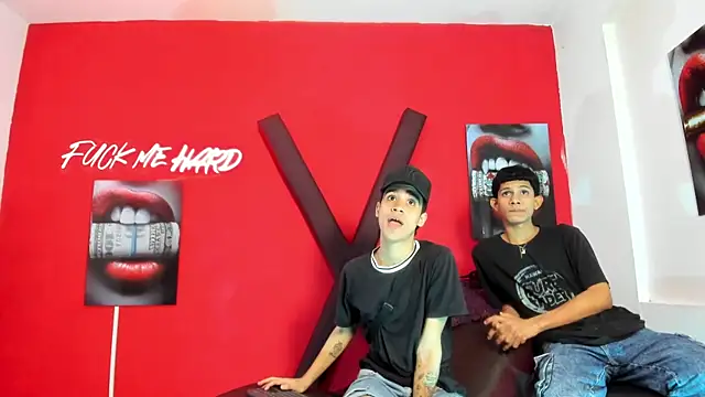 TWINKS_BOYSX webcam