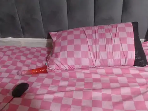 sexyymia22 (F young) - dirty talk