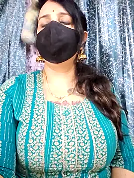 cute-tanvi webcam
