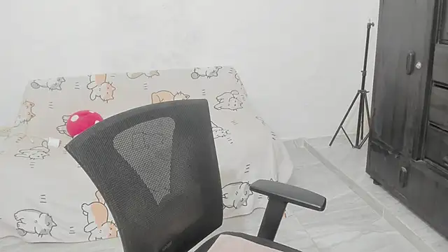 Naoko_7w7 live sex cam