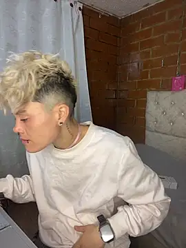megan-c's live room