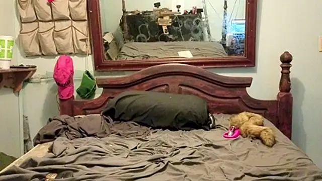 butttslut webcam