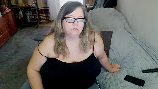 sex2 (F mature) - naked, squirt