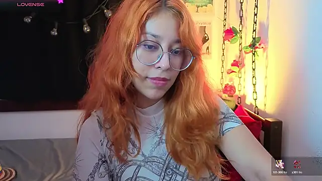 _Moon_Johnson webcam