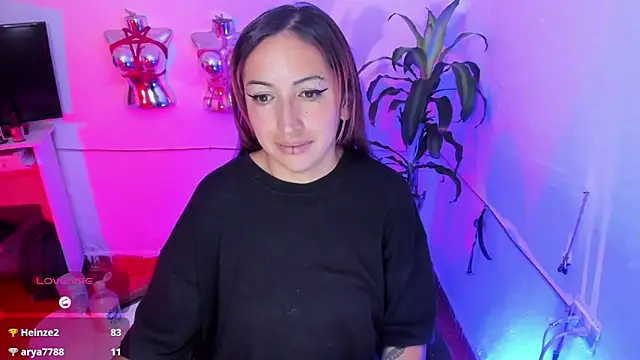LucyStrike_ webcam