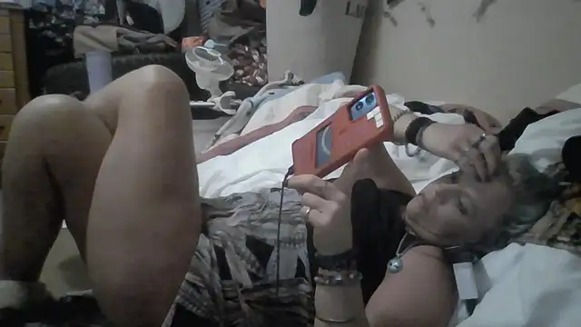 twistythetwizted - TWiSTYTheTwizted's free webcam - UK Sex Cams