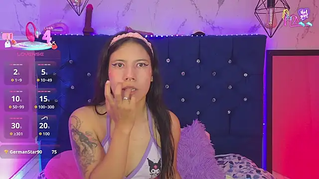 Dakotaa_Johnson webcam