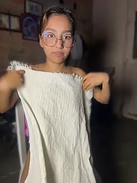 coraline_Ro webcam
