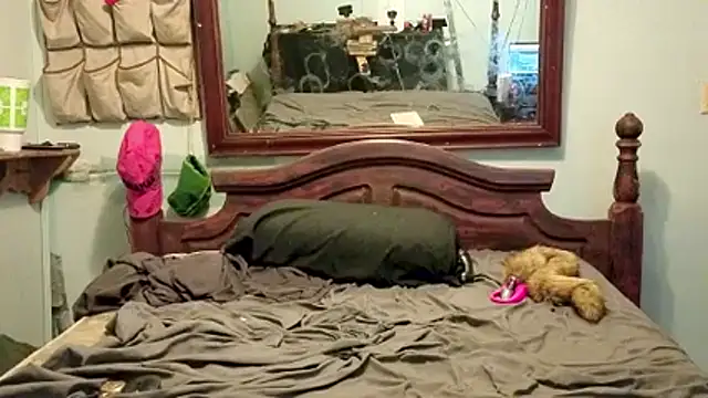 butttslut webcam