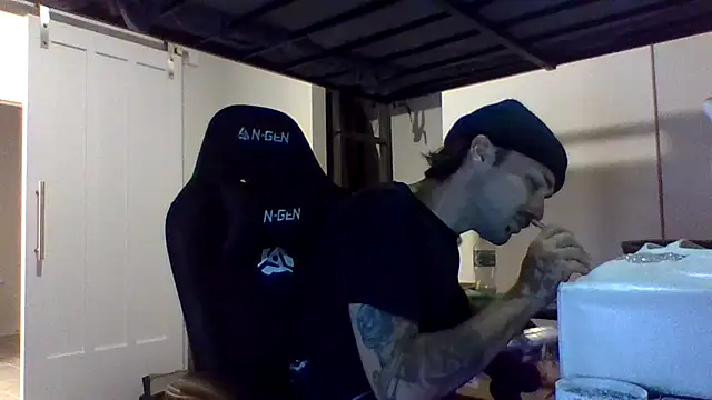 Jbenz420 live cam