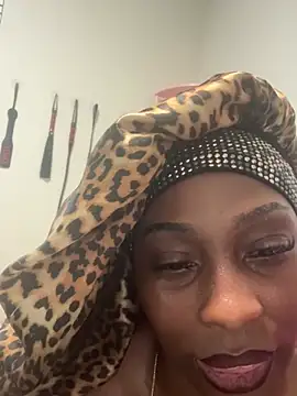 MadameMuse webcam