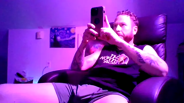 MrPurple999 webcam