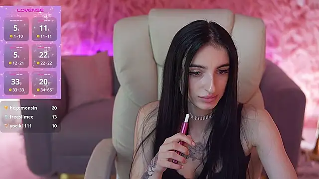 EmilyyMoon webcam
