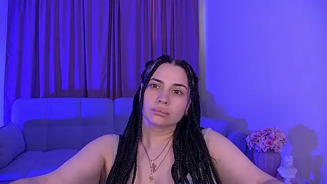 AdrianaToress webcam