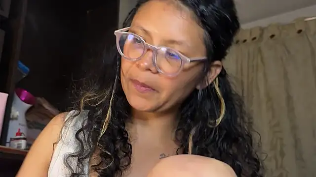 You_Ana31 webcam