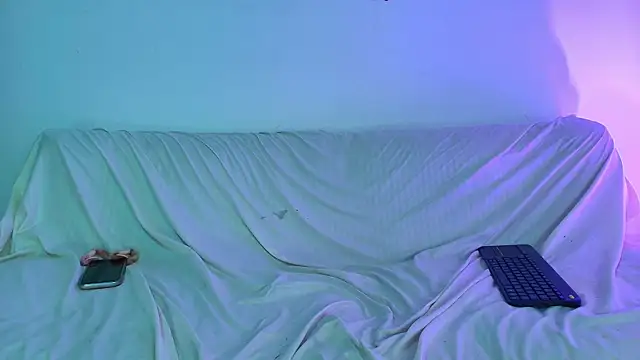 Nikki__uwu webcam