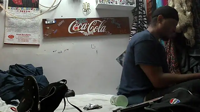 VanillaSnowcones live cam