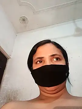 HotAishaa live cam