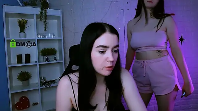 monica_xcx webcam