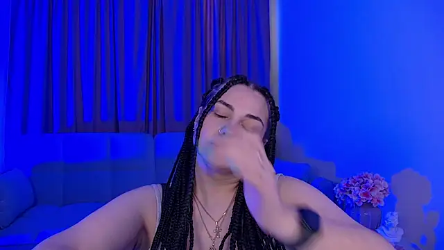 AdrianaToress webcam