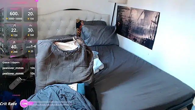 NinaDOM4CUM webcam