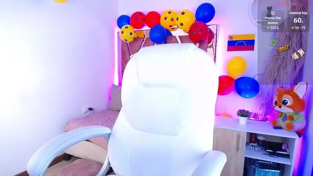 Elizabeth_Evans1 live cam