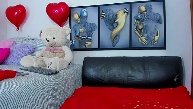 Angeline_focus webcam