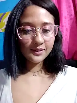 Sofia__101 webcam