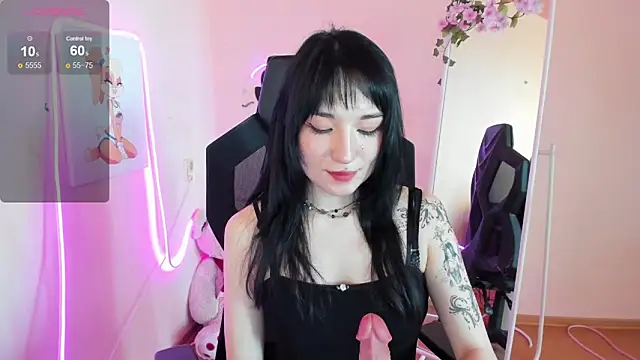 AliceeinWonderlanddd webcam