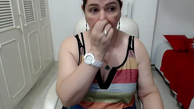 leonela_69 webcam