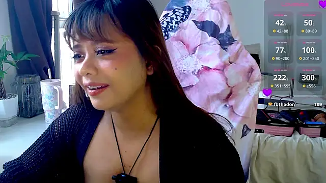 MyAsianWaifu webcam