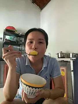 Ivy_Trix2 webcam