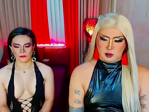 Wildest_Slave_Huntress webcam