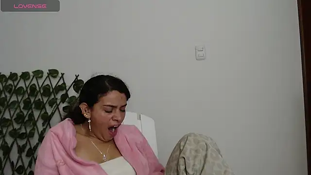 Sarabubbie webcam