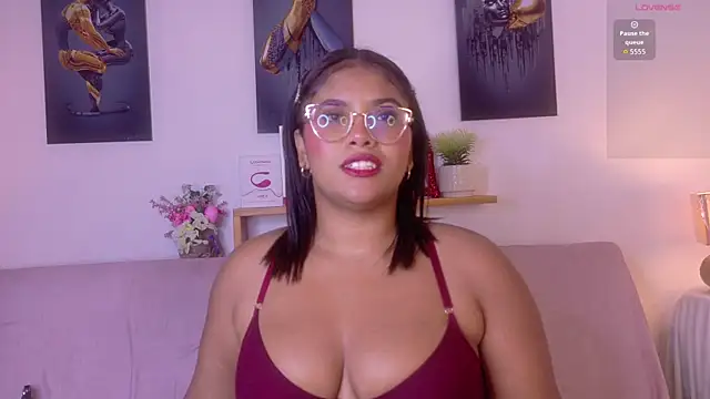 nairagold_ webcam