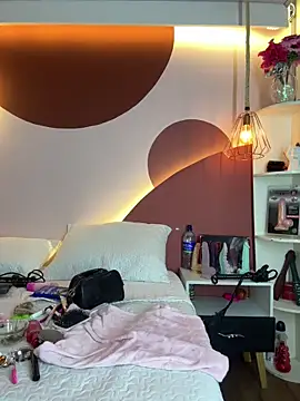 Valkiriia_wiine webcam