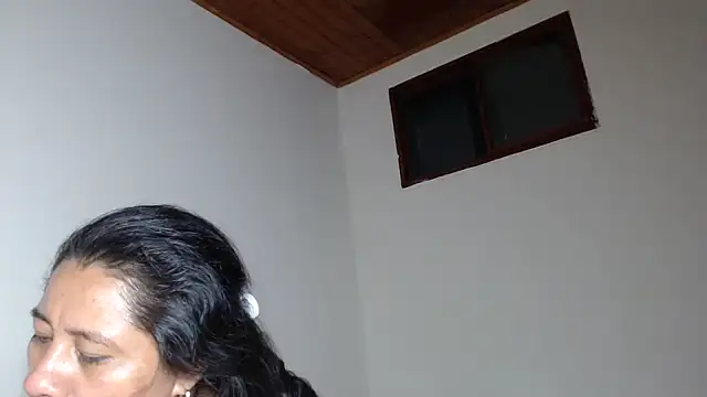 adrixxx38 webcam